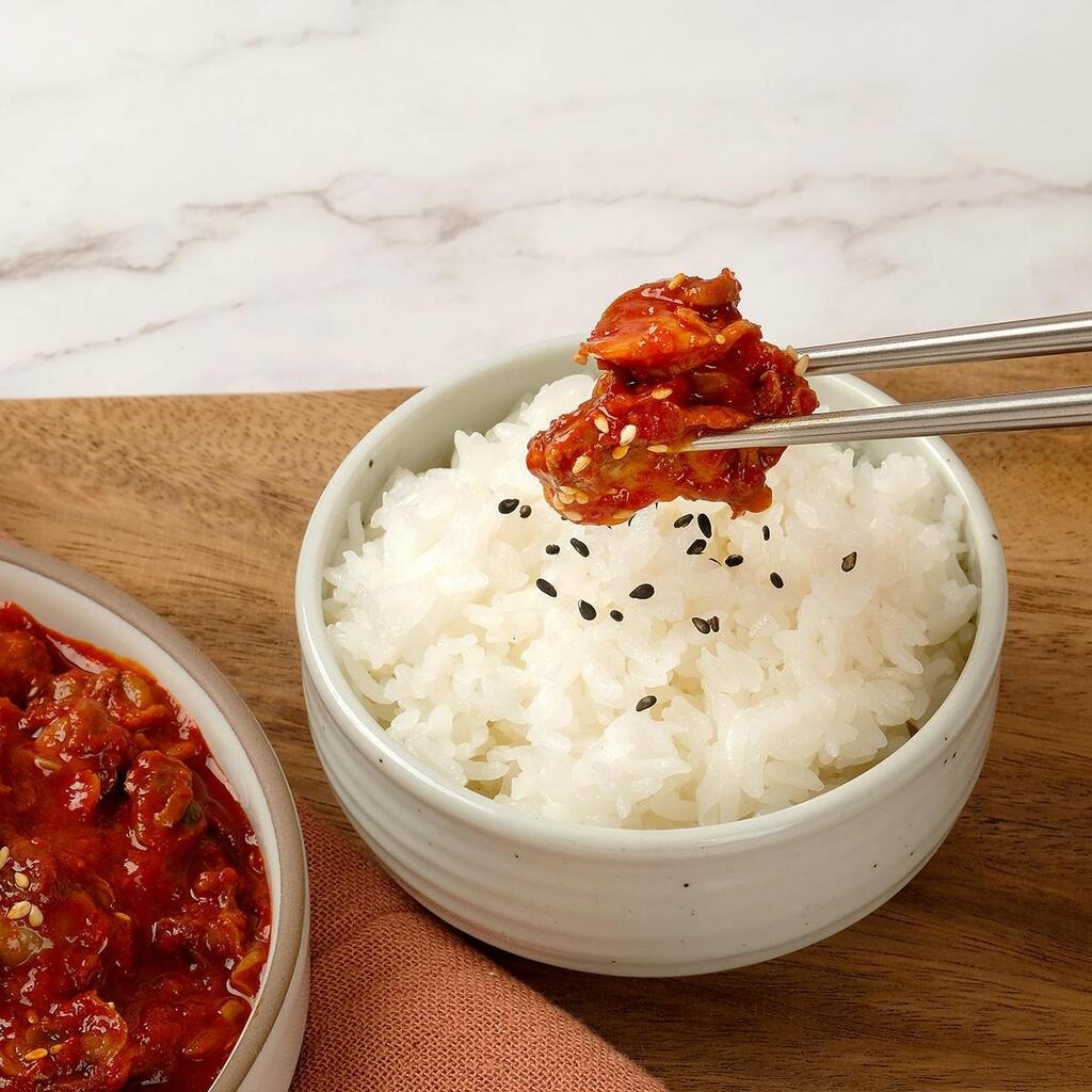 [바다장독] 국내산 여수 꼬막장 300g x 2개 양념꼬막장 꼬막무침 꼬막무침양념장 부추꼬막장 달래꼬막장